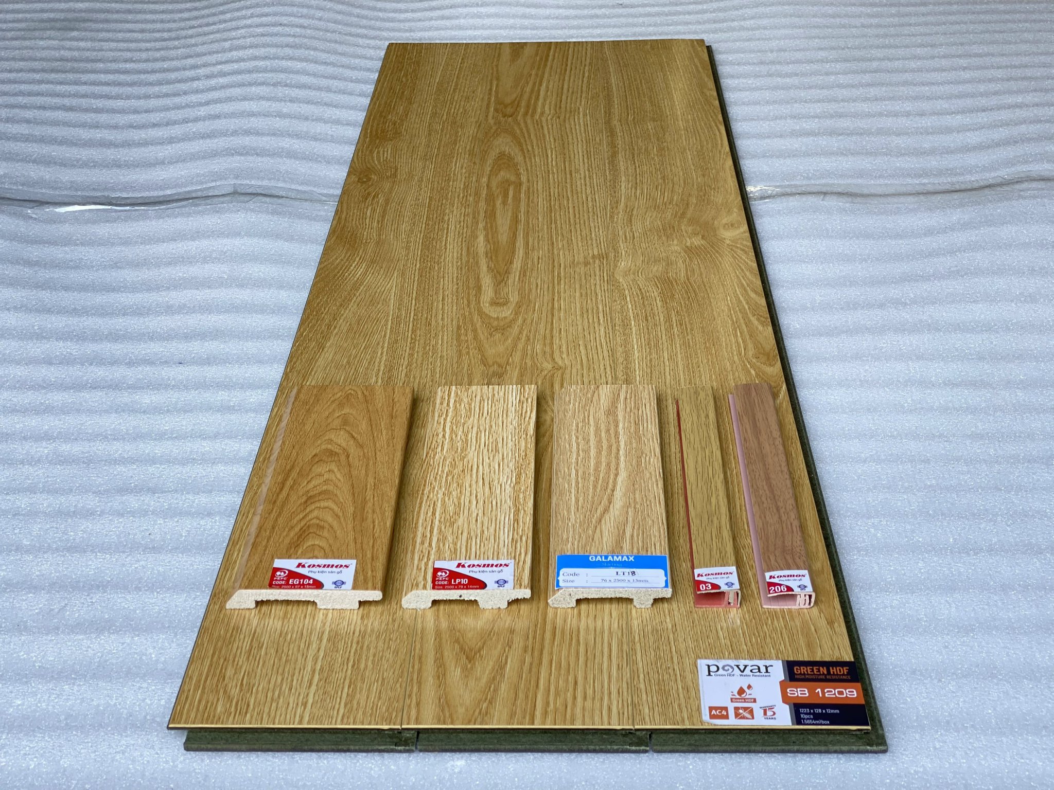 Sàn gỗ Povar 12mm SB1209