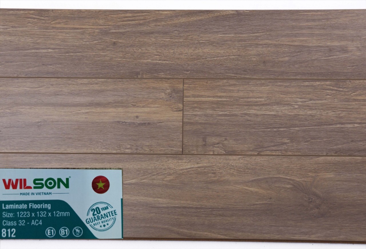 Sàn gỗ Wilson 12mm 812